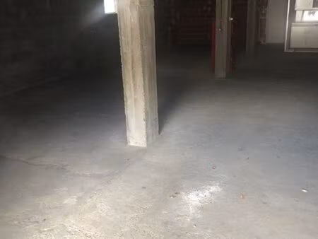 box stockage gardiennage  parking