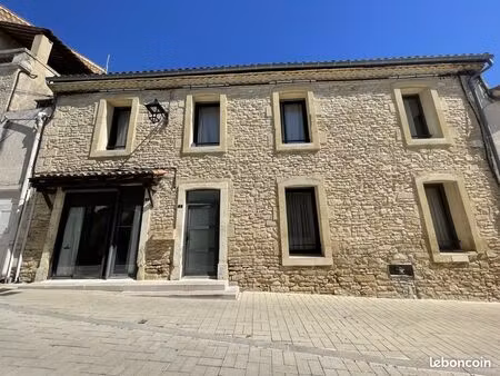 appartement d’exception – esprit loft avec terrasse – 103 m² – vergèze  à 5 min à pied de 