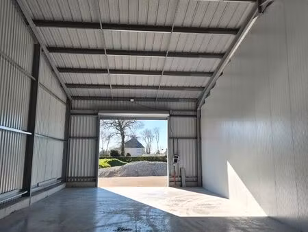 hangar