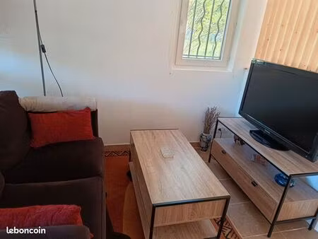 location studio meublé – septembre à juin