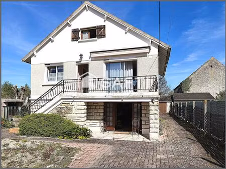 maison 5 pièces avec sous-sol aménagé  garage et espaces annexes