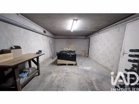 vente parking undefined m²