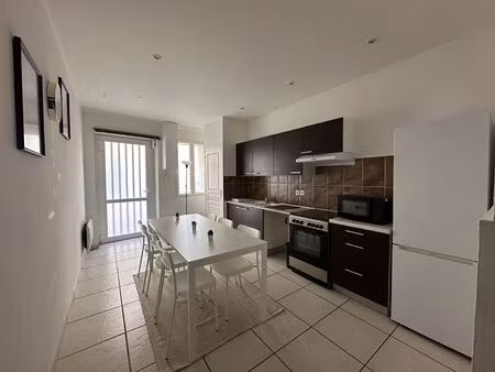 maison de village meublée corneilhan - 3 pièces - 64m²