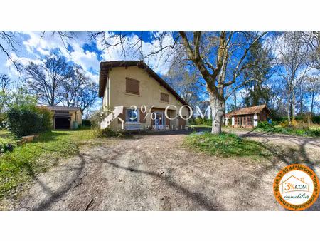 maison traditionnelle 5 chambres 109 m² – terrain plus de 4 000 m² – benquet