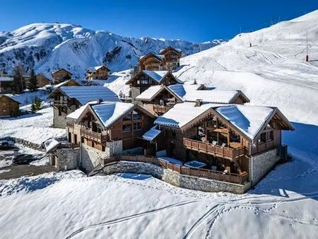 prestigieux immeuble de rapport en vente à fontcouverte-la-toussuire  auvergne-rhône-alpes