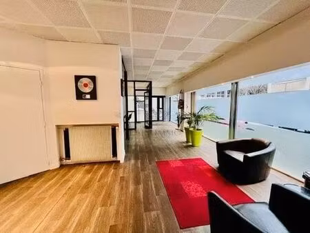bureau de prestige de 109 m2 en vente - lyon  france