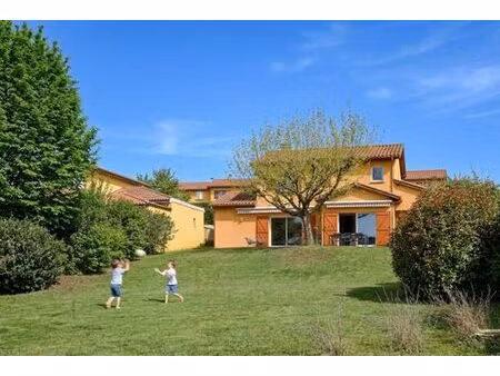 maison de prestige de 151 m2 en vente belmont-d'azergues  france