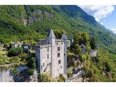 prestigieux château en vente saint-pierre-d'albigny  france