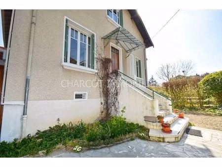 maison de 5 pièces de luxe en vente à lyon  auvergne-rhône-alpes