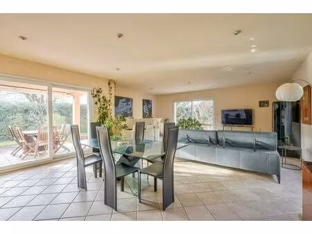maison de luxe 4 chambres en vente à massieux  auvergne-rhône-alpes