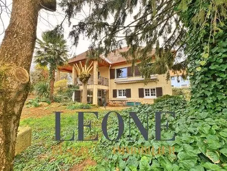 maison de luxe de 7 pièces en vente à mions  auvergne-rhône-alpes