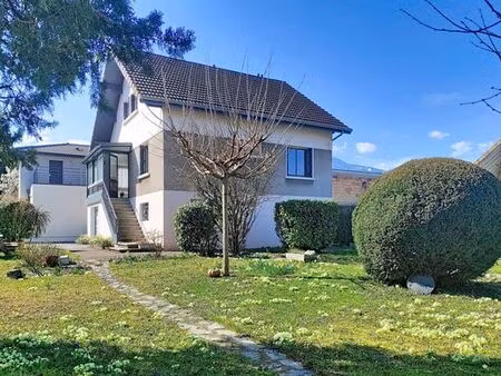 maison de prestige en vente poisat  france