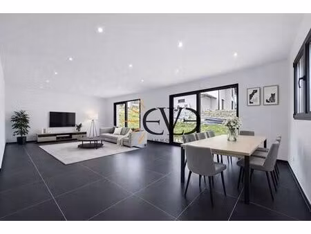 maison de 4 pièces de luxe en vente à saint-cergues  france