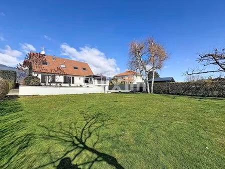 maison de luxe de 269 m2 en vente saint-genis-pouilly  auvergne-rhône-alpes