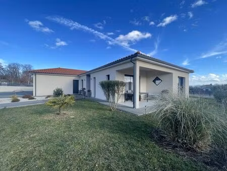 maison de luxe de 124 m2 en vente sayat  france