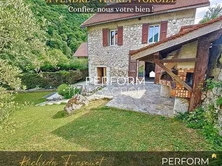 maison de luxe de 5 pièces en vente à veurey-voroize  auvergne-rhône-alpes
