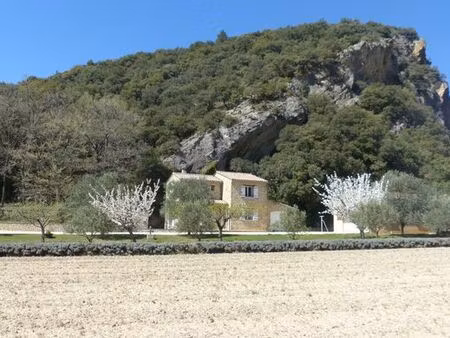villa de luxe de 5 pièces en vente grignan  auvergne-rhône-alpes