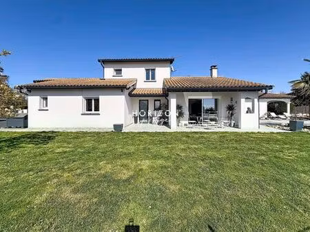 maison de luxe de 189 m2 en vente sainte-olive  auvergne-rhône-alpes