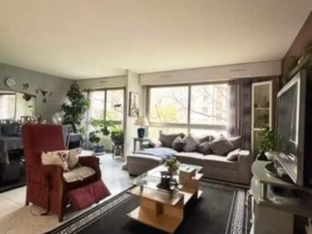 appartement de 2 chambres de luxe en vente à courbevoie  île-de-france