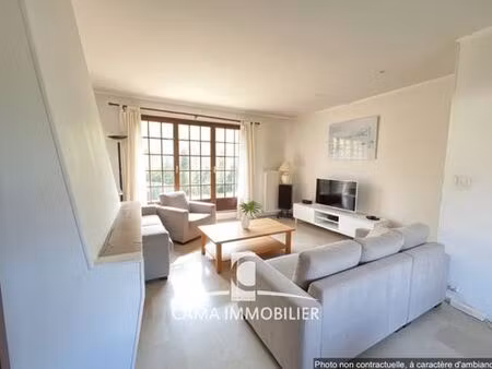 maison de luxe de 4 chambres en vente à buc  france