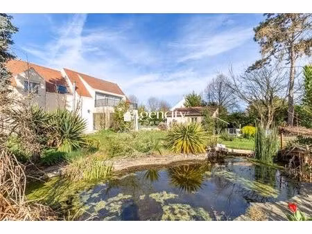 prestigieuse maison en vente collégien  france