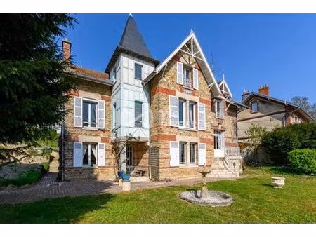 maison de 11 pièces de luxe en vente à coulommiers  france