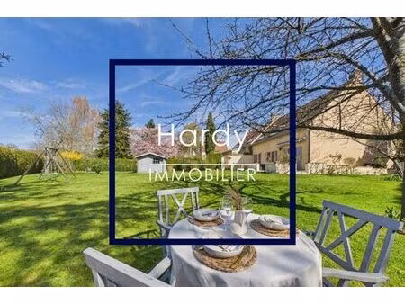 maison de luxe 4 chambres en vente à pontoise  île-de-france