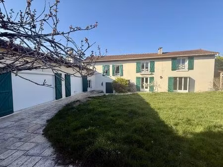 maison de luxe de 8 pièces en vente à chapet  île-de-france