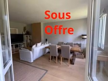 appartement de luxe de 2 chambres en vente à louveciennes  france