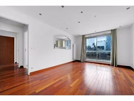 appartement de prestige de 71 m2 en vente courbevoie  île-de-france