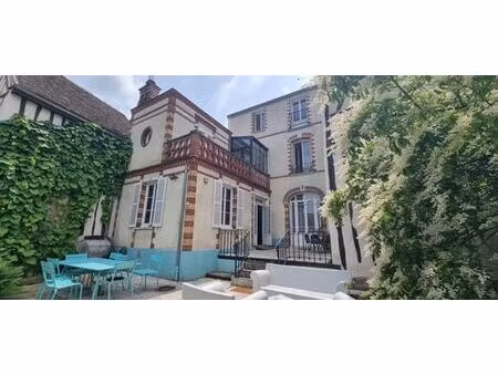 maison de luxe 6 chambres en vente à bray-sur-seine  île-de-france