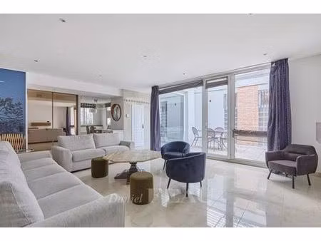 maison de 7 pièces de luxe en vente à motte-picquet  commerce  necker  france