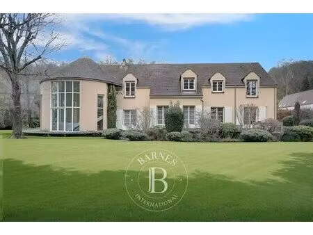 maison de luxe de 4 chambres en vente à jouy-en-josas  île-de-france