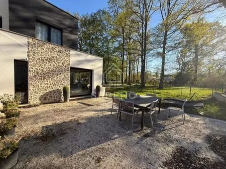 prestigieux immeuble de rapport en vente à pomponne  île-de-france