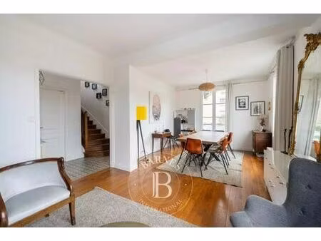 maison de luxe de 7 pièces en vente à le chesnay  île-de-france