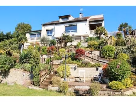 maison de 11 pièces de luxe en vente à chennevières-sur-marne  île-de-france