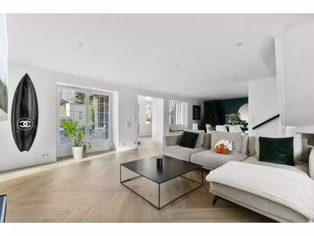 maison de luxe en vente à les alluets-le-roi  île-de-france