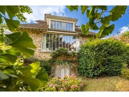 maison de 12 pièces de luxe en vente à le chesnay  île-de-france