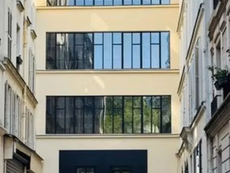 prestigieux immeuble de rapport en vente à montmartre  abbesses  grandes-carrières  paris 