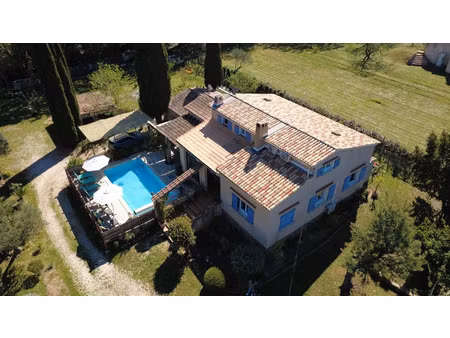 vente maison 8 pièces 197 m² gonfaron (83590)