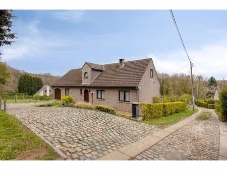 rustig gelegen woning te dworp