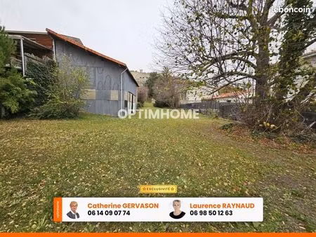 terrain 1 072 m² la roche blanche