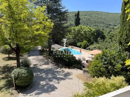 maison de luxe en vente à dauphin  france
