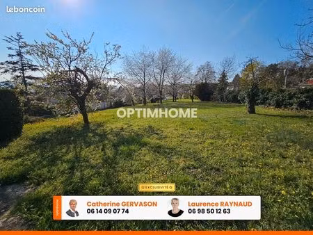terrain 1 895 m² perignat les sarlieve