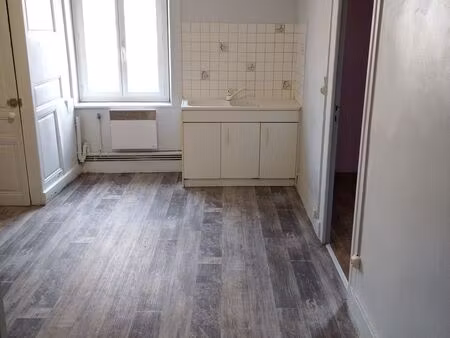 appart t2 à bourg en bresse proche hopital  fac  viriat la neuve