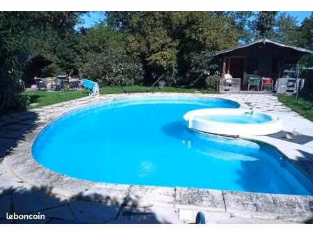 appartement piscine privée