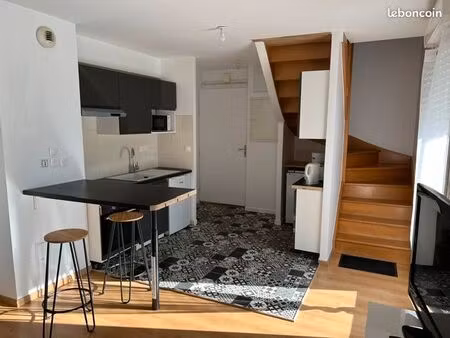location meublée appartement duplex 2 pièces avec balcon