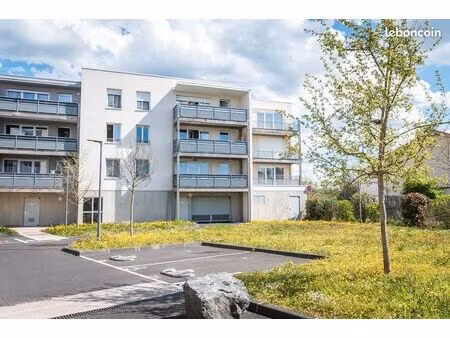 appartement t3 – 65 m² – proche du centre-ville – résidence récente (2020)