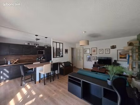 appartement t3 64m²