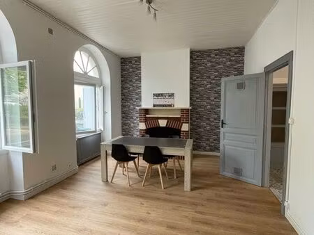 maison de ville rénovée 100 m² – centre tonneins